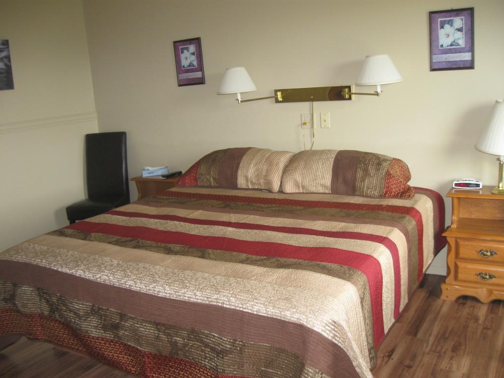Motel De La Pointe Aux Bouleaux 베이셍트캐서린 외부 사진