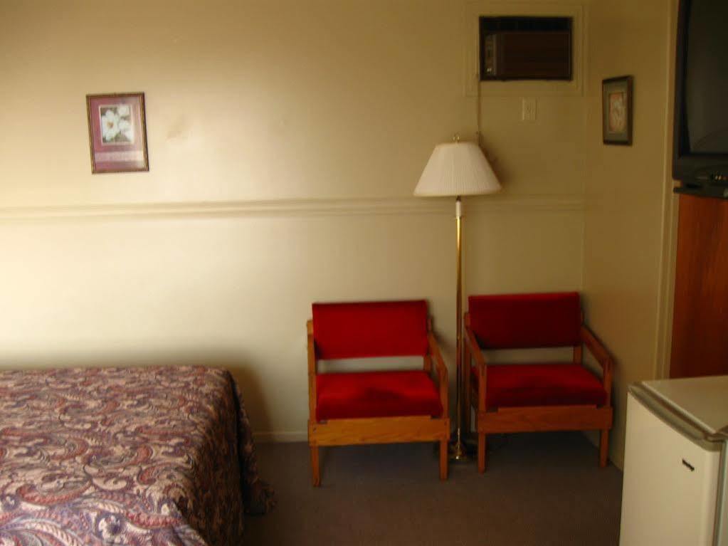 Motel De La Pointe Aux Bouleaux 베이셍트캐서린 외부 사진